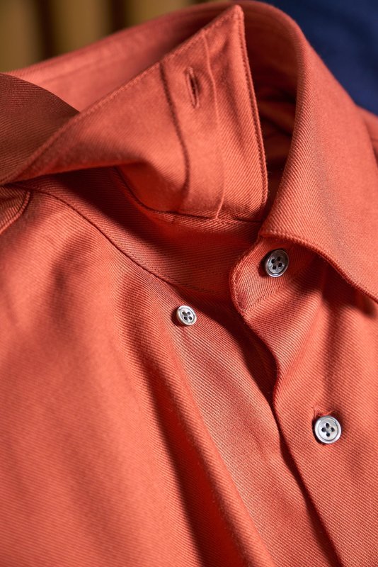 Kiton 울 혼방 남성 비즈니스 셔츠 001-189915