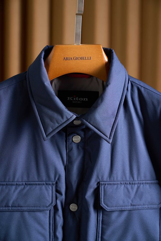 Kiton 남성 경량 보온 패딩 재킷 001-190006