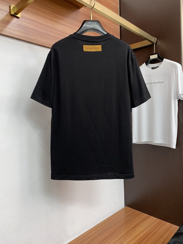 루이비통 남성 면 라운드넥 반팔 티셔츠 001-190039