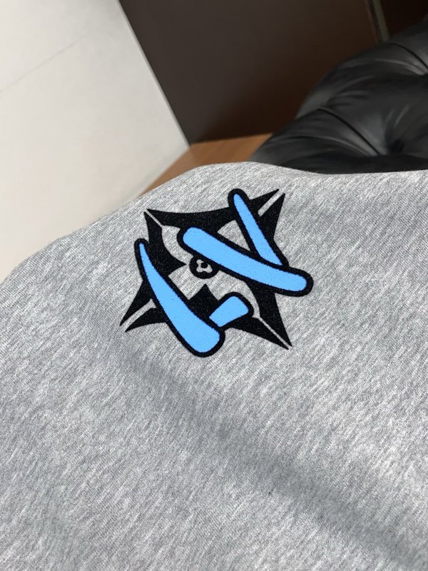 루이비통 남성 면 라운드넥 반팔 티셔츠 001-190059