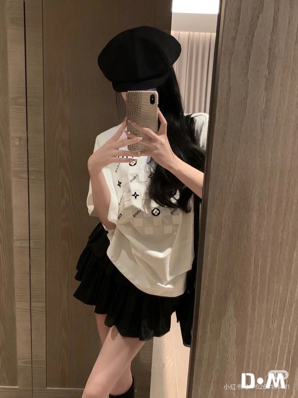루이비통 입체 체커보드 프린트 반팔 티셔츠 001-190231
