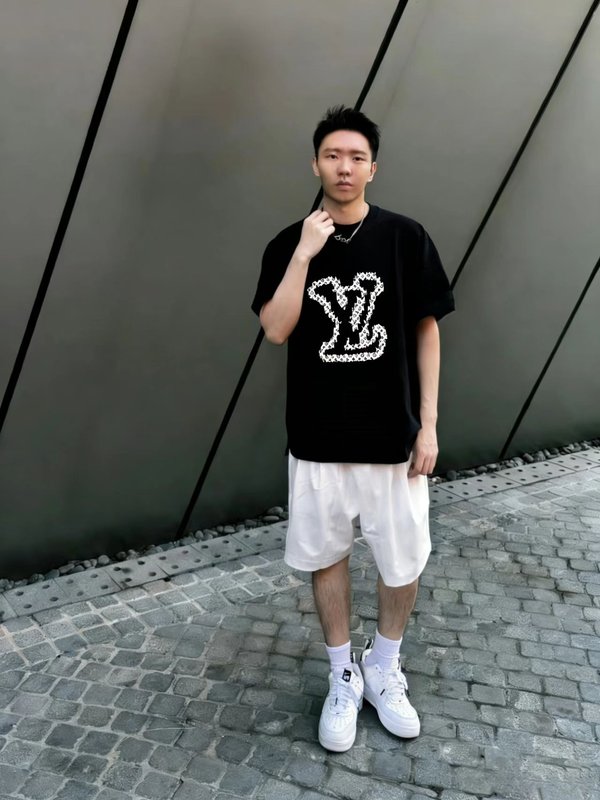 루이비통 라운드넥 반팔 티셔츠 001-190298