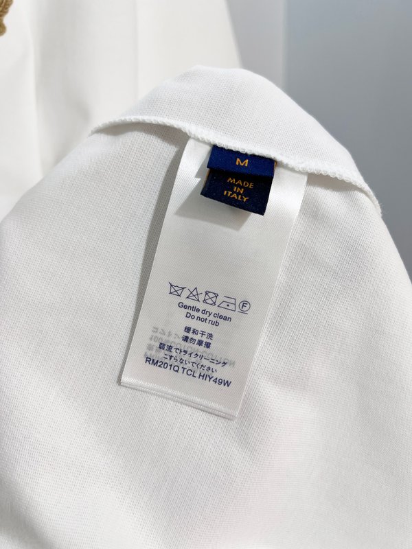 루이비통 라운드넥 반팔 티셔츠 자수 001-190330