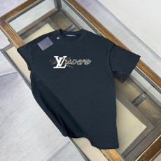 루이비통 여름 신상 자수 라운드넥 반팔 티셔츠 001-190378