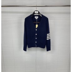 톰브라운 25SS 순모 V 넥 숏 카디건 001-190826