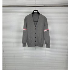 톰브라운 4 바 스트라이프 V 넥 카디건 001-190830