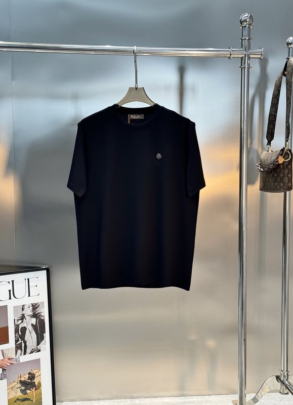 로로피아나 시그니처 로고 티셔츠 001-191087