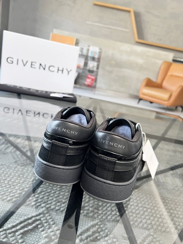 지벐시 Givenchy 남성 가죽 캐주얼슈즈 001-191827