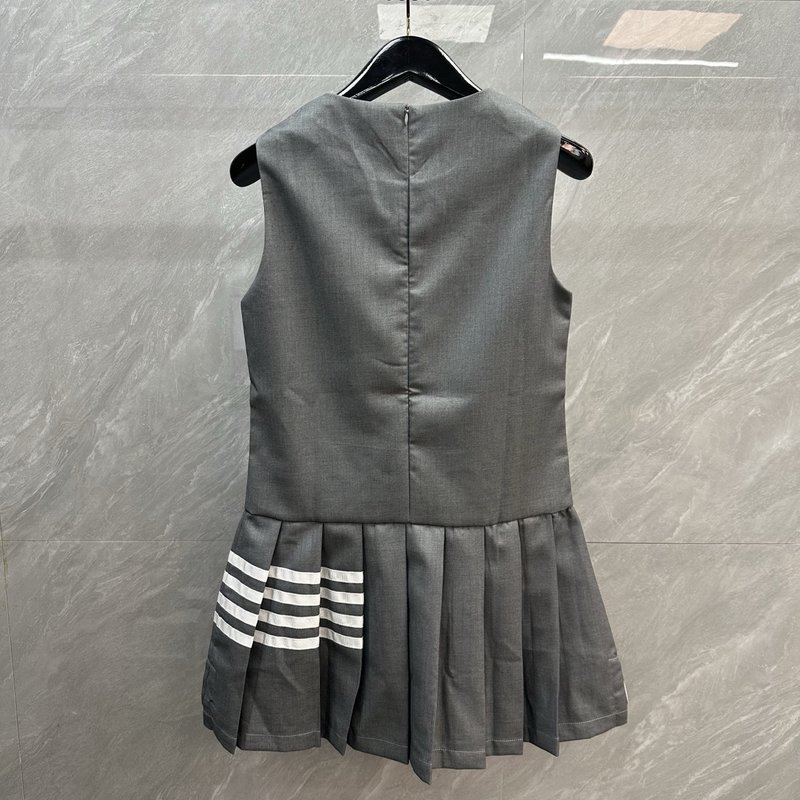 톰브라운 컬리지 스타일 스트라이프 플리츠 원피스 001-192272