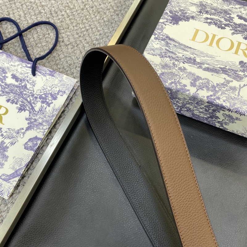 디올 DIOR 클래식 CD 버클 소 가죽 벨트 001-192479