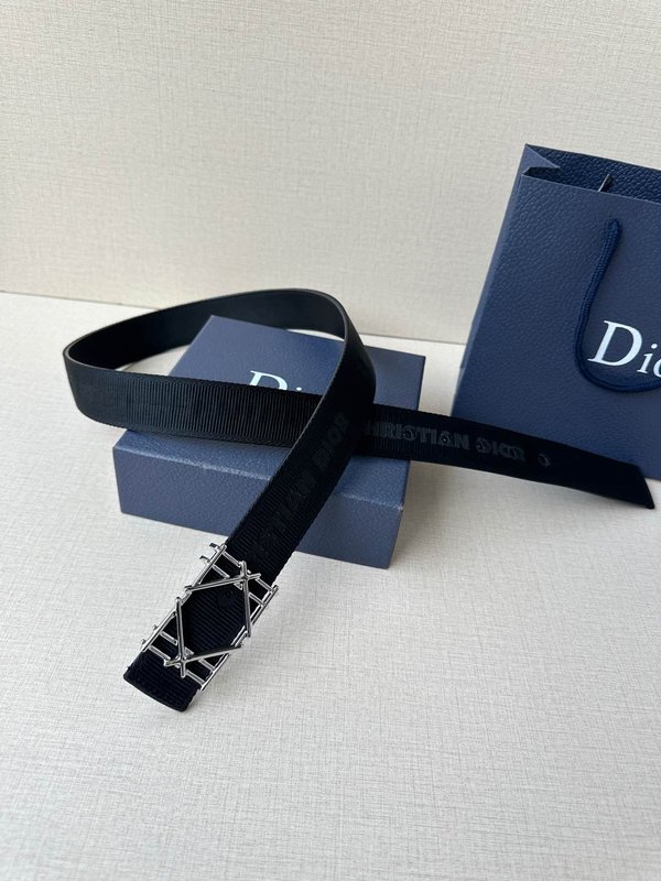디올 Dior 클래식 패턴 스테인리스 벨트 버클 001-192558