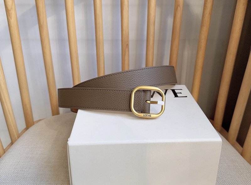 로에웨 LOEWE 그레인 가죽 핀 버클 벨트 001-192613
