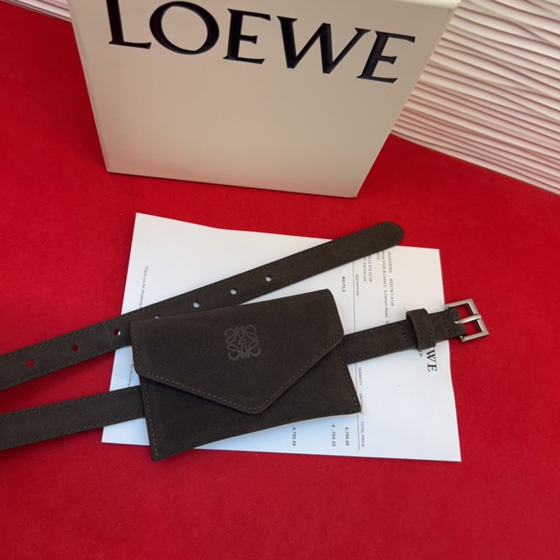 LOEWE 가죽 슬림 벨트 Anagram 잠금 버클 001-192616