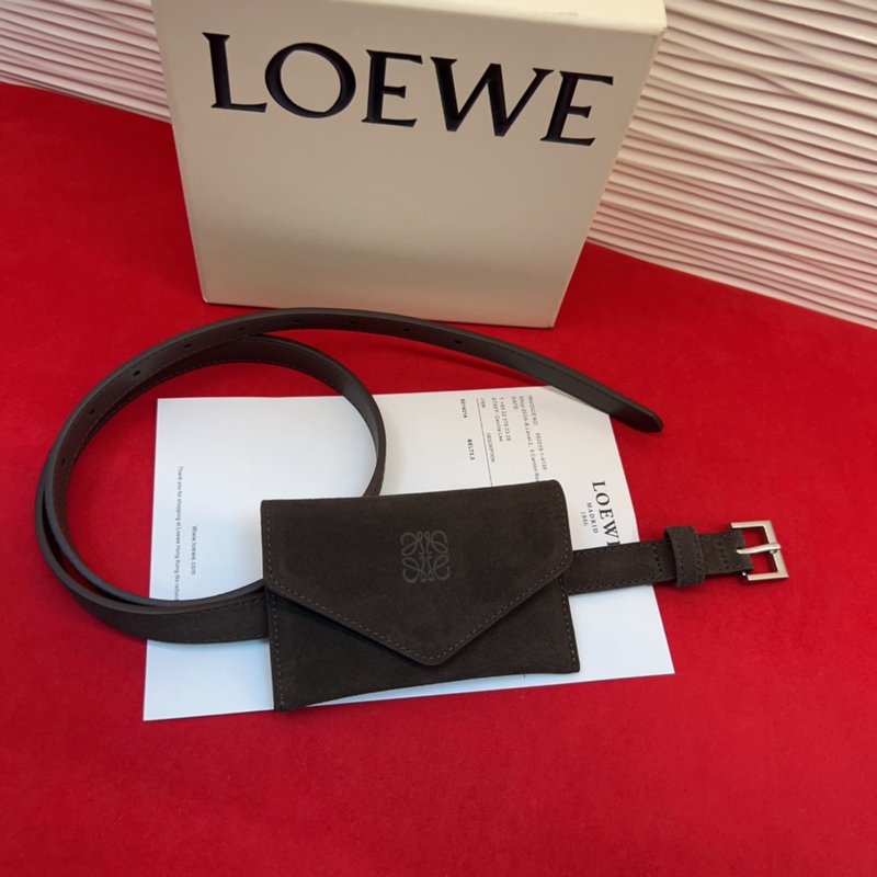 LOEWE 가죽 슬림 벨트 Anagram 잠금 버클 001-192616