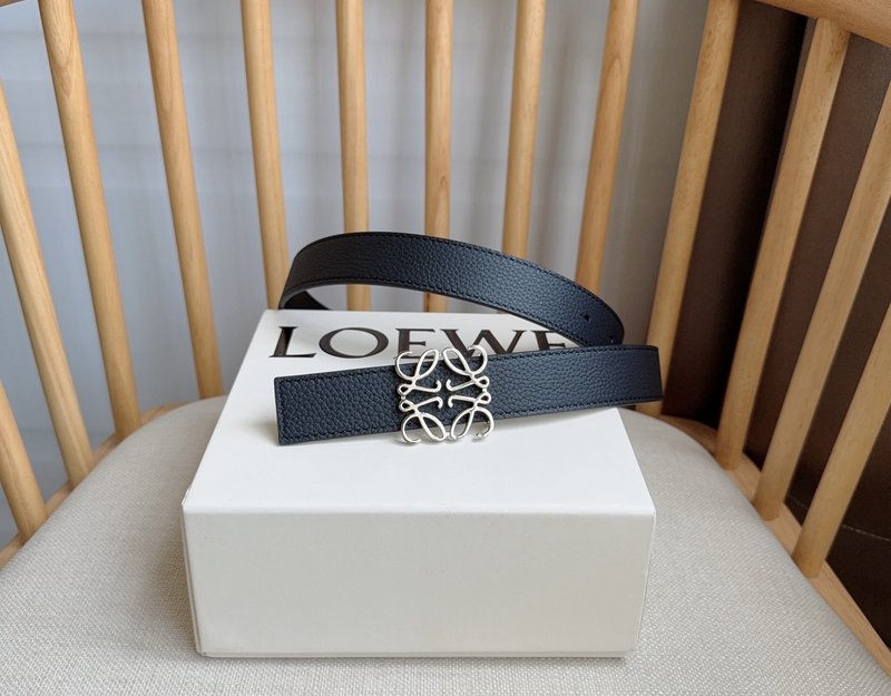 로에베 LOEWE 아나그램 핀 버클 가죽 벨트 001-192623