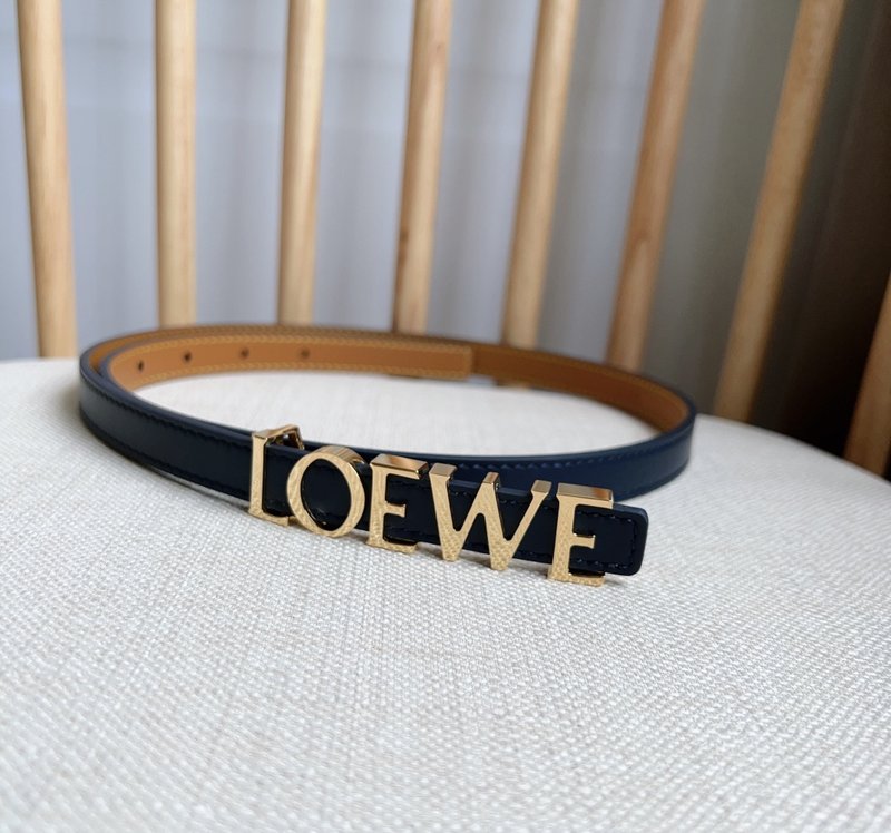 로에웨 LOEWE 소 가죽 메탈 버클 벨트 001-192646
