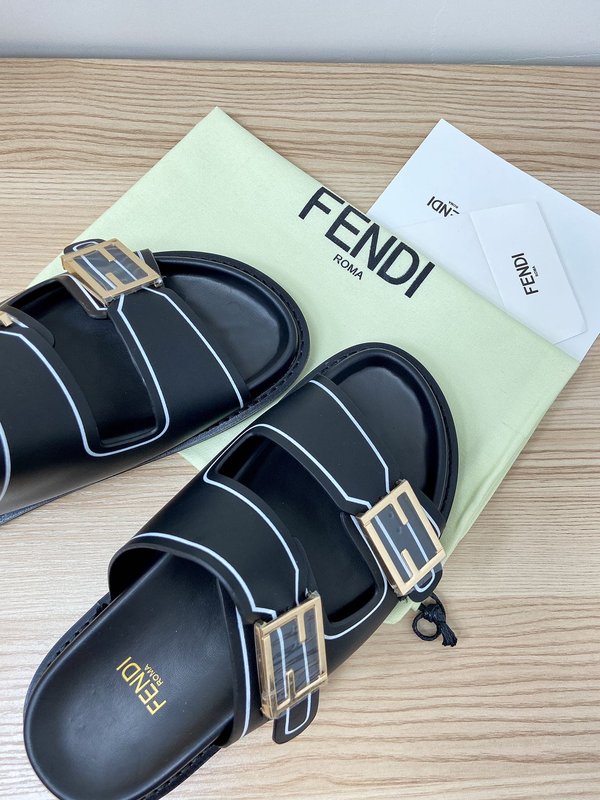 펜디 FF 로고 더블 스트랩 플랫 샌들 001-193388
