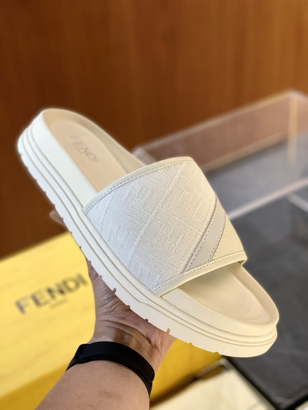 펜디 FENDI 남성용 FF 자카드 슬리퍼 샌들 001-193435