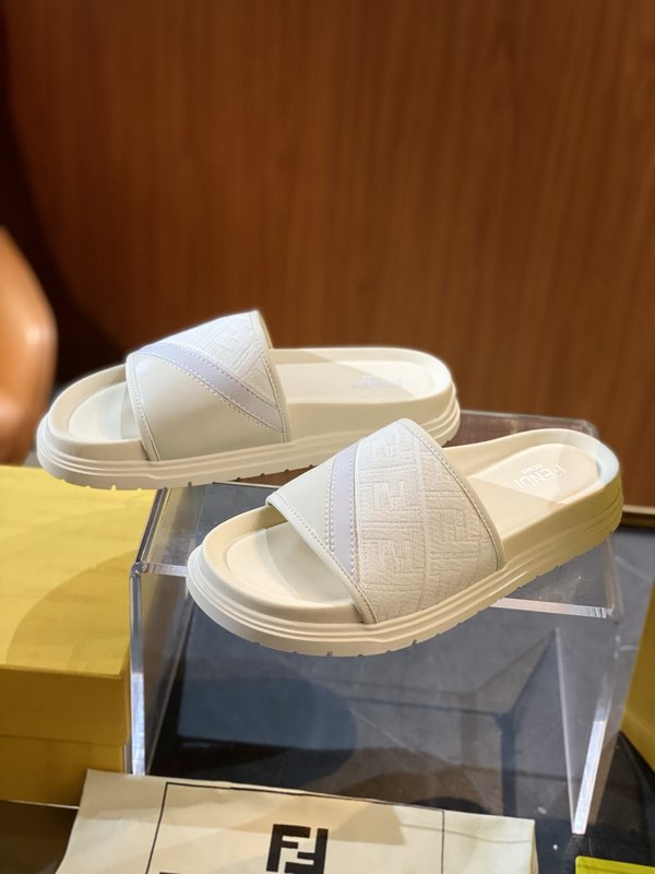 펜디 FENDI 남성용 FF 자카드 슬리퍼 샌들 001-193435