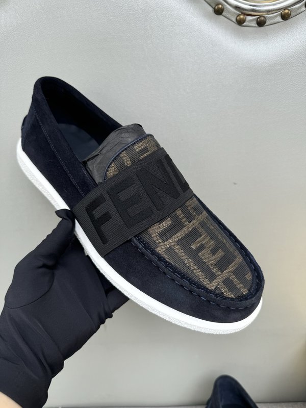 펜디 FENDI 남성 캐주얼 가죽 로퍼 001-193511