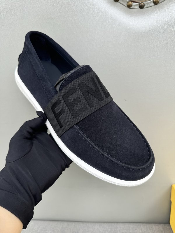 펜디 FENDI 수입 소 가죽 캐주얼 슈즈 001-193512