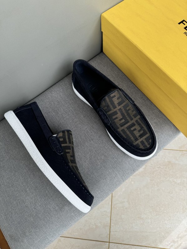 펜디 FENDI 남성 캐주얼 가죽 로퍼 001-193513
