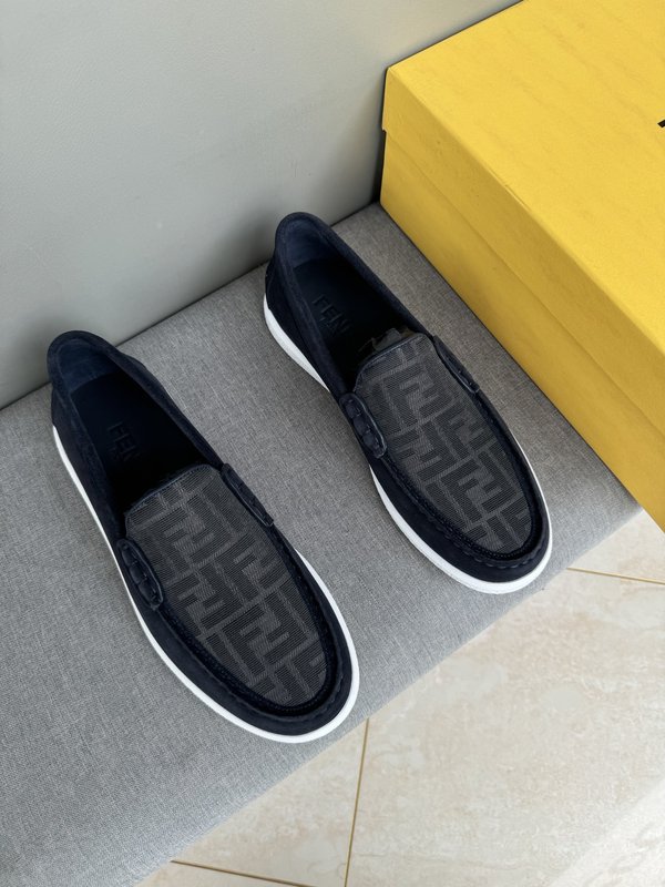 펜디 FENDI 남성 캐주얼 가죽 로퍼 001-193514