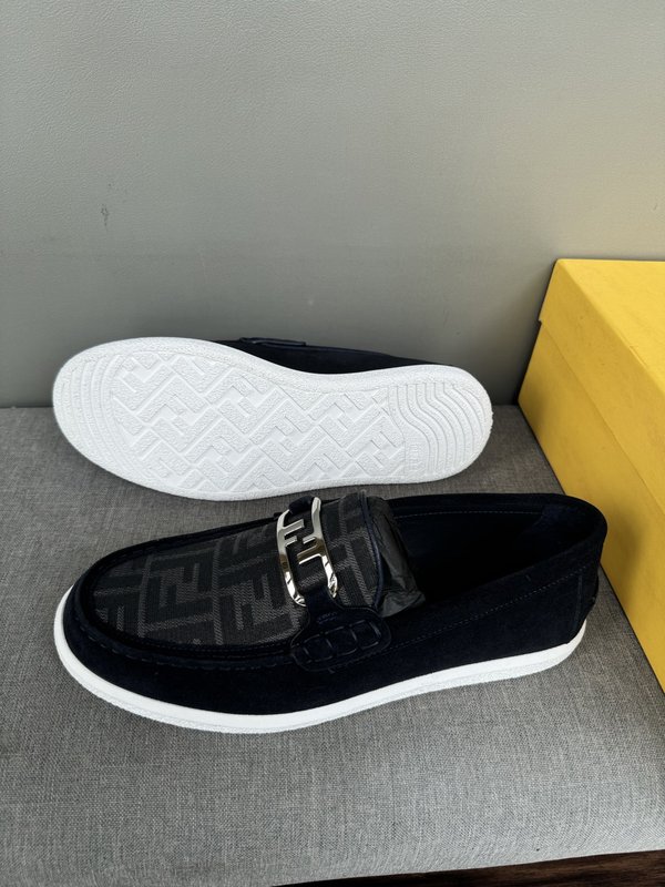 펜디 FENDI 남성 캐주얼 가죽 로퍼 001-193515