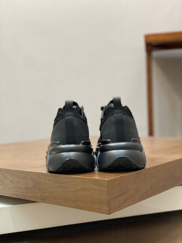 몽클레어 남성 메쉬 캐주얼 운동화 001-193567