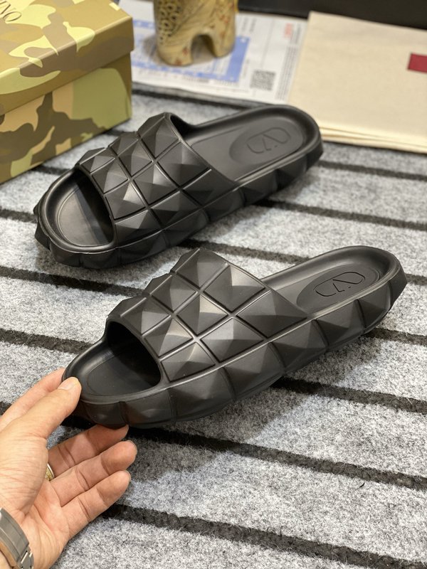발렌티노 클래식 슬립온 샌들 001-193784
