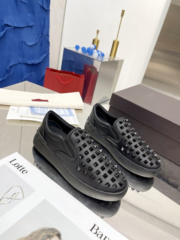발렌티노 P500 뉴 커플 캐주얼 슈즈 001-193786