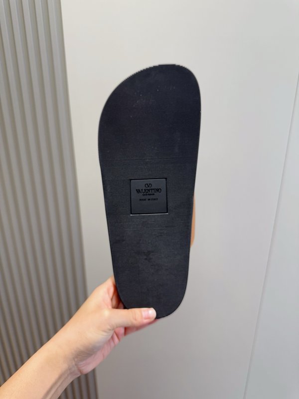 발렌티노 Valentino 남성 슬리퍼 001-193810