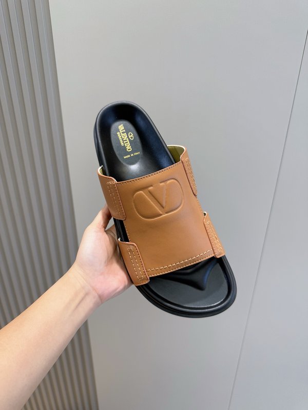 발렌티노 Valentino 남성 슬리퍼 001-193810