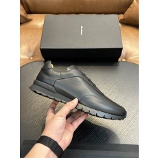 Kiton 남성 송아지 스웨이드 운동화 001-193834