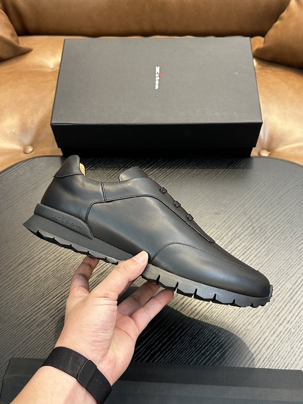 Kiton 남성 송아지 스웨이드 운동화 001-193834