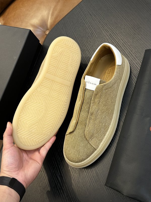 Kiton 남성 소가죽 스니커즈 001-193902
