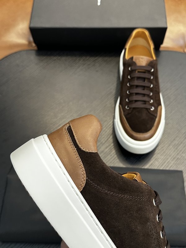 Kiton 남성 소가죽 스니커즈 001-193977