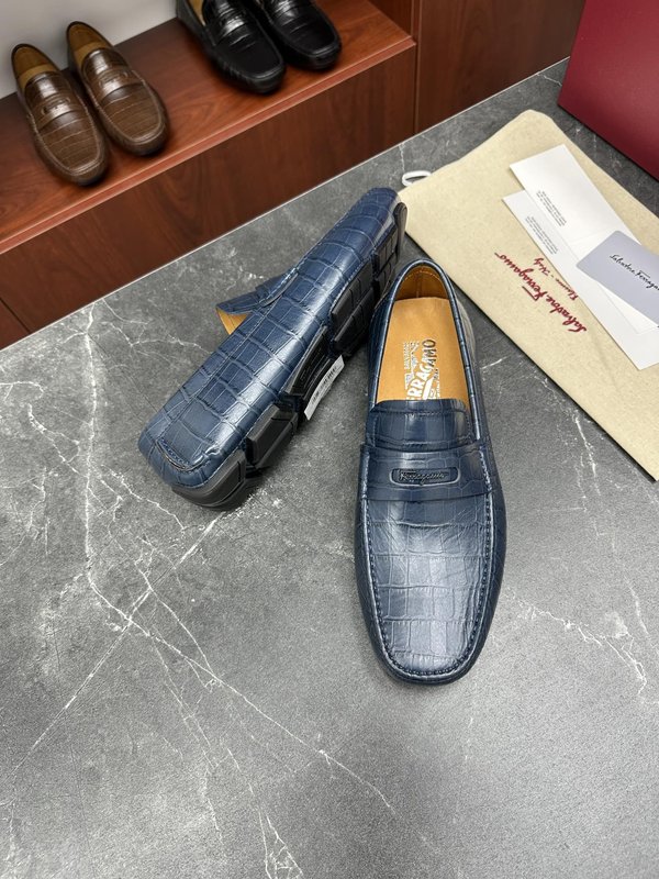 페라가모 남성 가죽 드라이빙 로퍼 001-194183