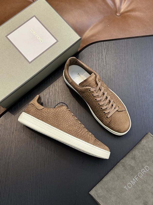TOM FORD Cambridge 가죽 스니커즈 001-195110