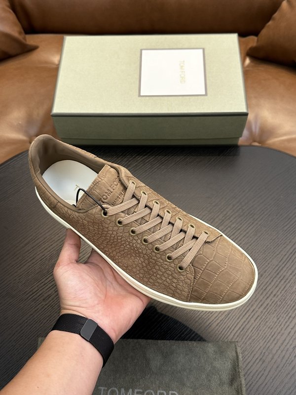 TOM FORD Cambridge 가죽 스니커즈 001-195110