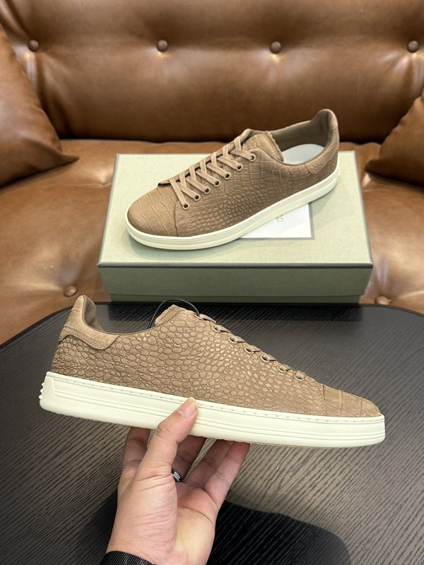 TOM FORD Cambridge 가죽 스니커즈 001-195110