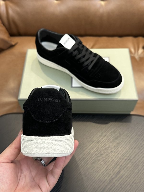 TOM FORD Cambridge 가죽 스니커즈 001-195143