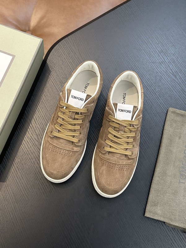 TOM FORD 가죽 로우탑 스니커즈 001-195149