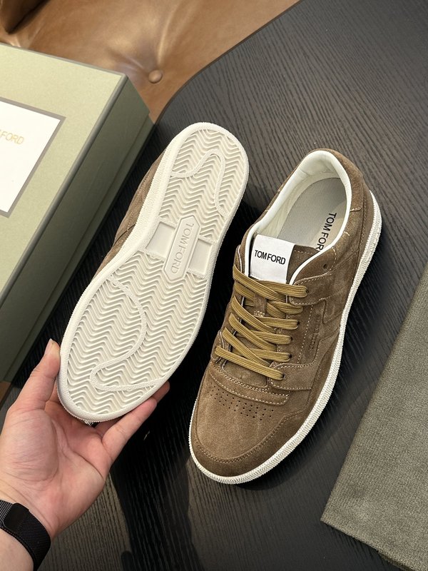 TOM FORD 가죽 로우탑 스니커즈 001-195149