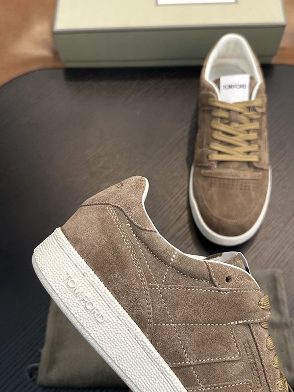TOM FORD 가죽 로우탑 스니커즈 001-195149