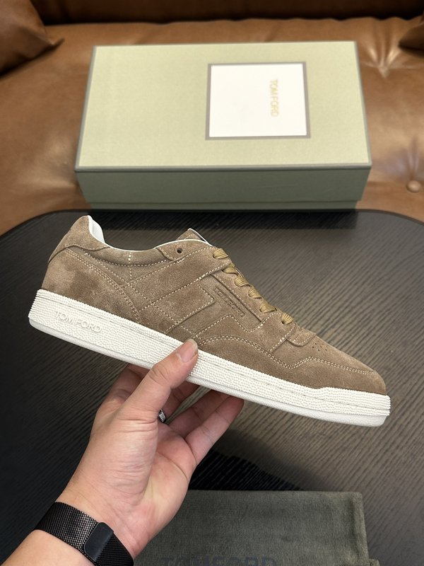 TOM FORD 가죽 로우탑 스니커즈 001-195149