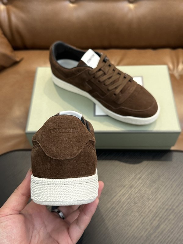 TOM FORD 가죽 로우탑 스니커즈 001-195152
