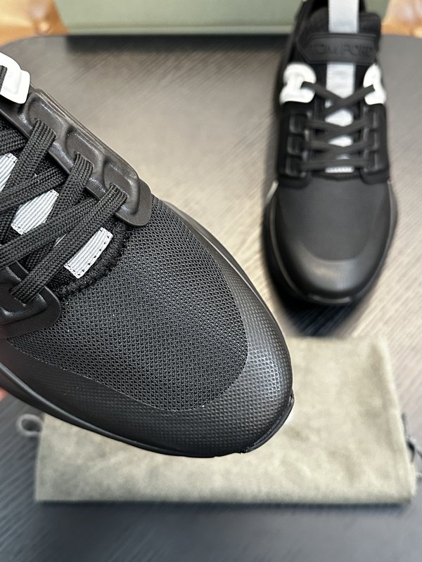 TOM FORD 가죽 로우탑 스니커즈 001-195173
