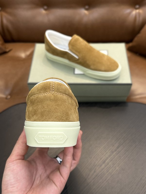 TOM FORD Cambridge 스웨이드 로우톱 슈즈 001-195181