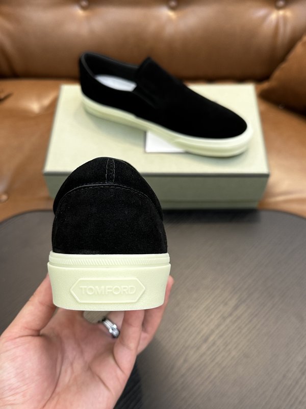 TOM FORD 가죽 로우톱 스니커즈 001-195187
